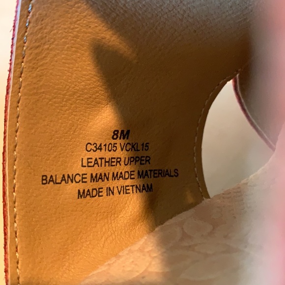 b.o.c. Wedge Sandals, size 8M - Picture 7 of 15